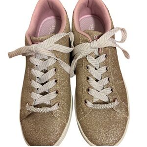 Adorable sparkly gold Skechers , hardly worn